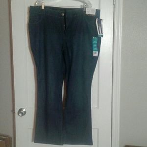 WOMEN'S JEANS